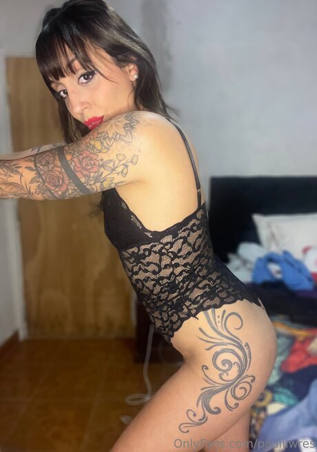 Pauliiwres pornographic actress gallery