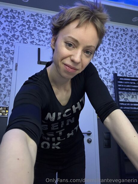 Diemilitanteveganerin estrella superior imagen