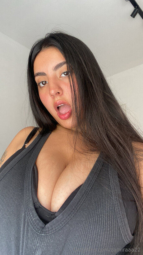 Zamiraaa22 adult star photo