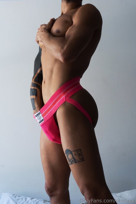 Nrmlxxx estrella hd archivo