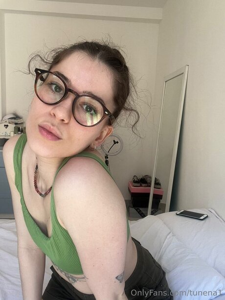 Tunena1 star du porno chaude galeries
