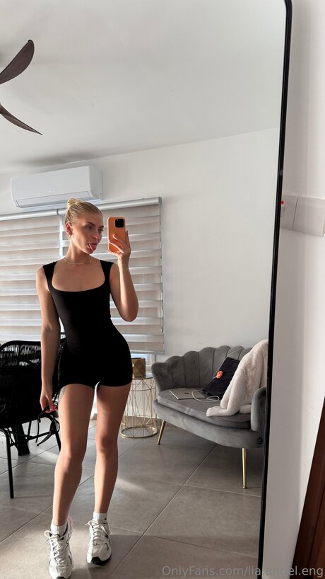 Chloemillli star du porno hd photo