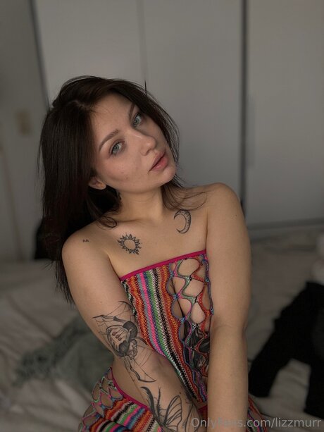 Lizzmurr pornstar adult pics