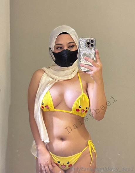 Daisy Bae1 top model pic