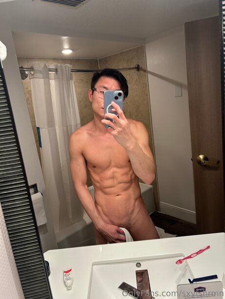 Sxyfshrmn star du porno belle img