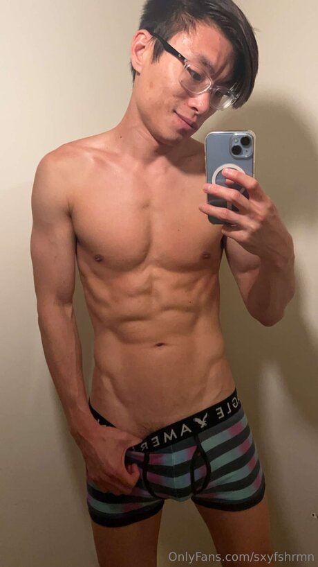 Sxyfshrmn sexe star galeries