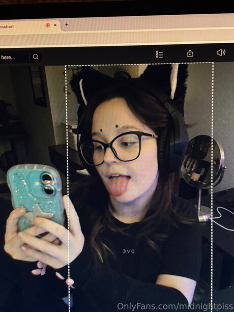 Lilsuccuwubus model nude pictures