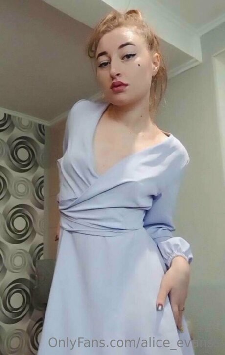 Alice Evanss estrella bonita archivo