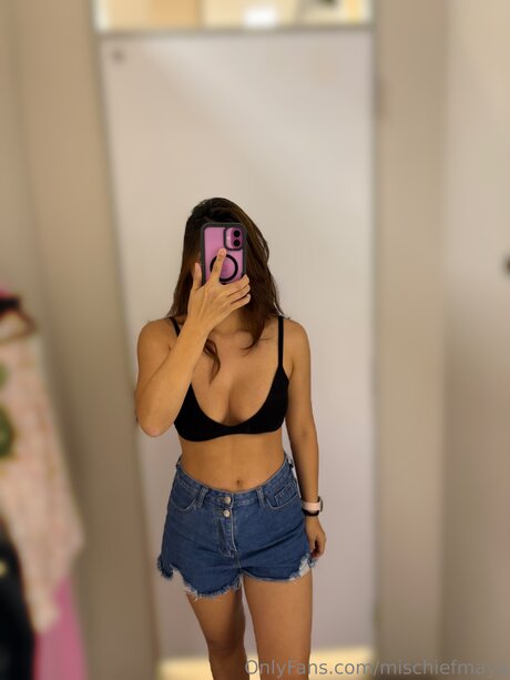 Mischiefmaya naked pornstar photos