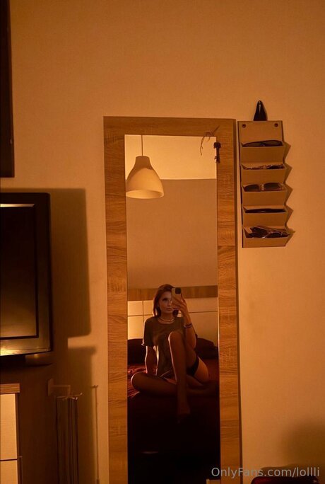 Lollli modelo bonita foto