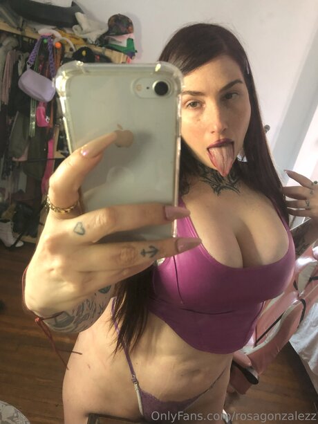 Rosagonzalezz pornstar pretty gallery