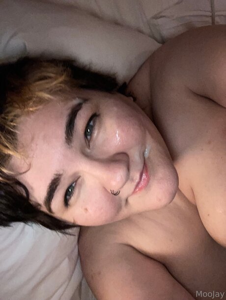 Moojay porn model pics