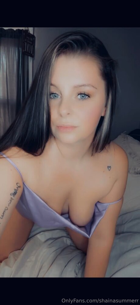 Shainasummerr pornographic model images