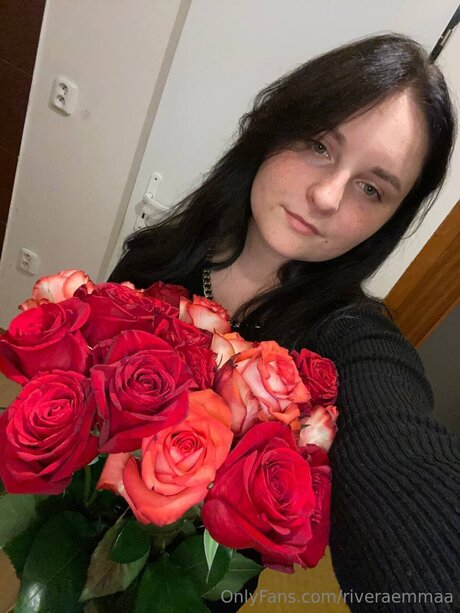 Riveraemmaa actriz sexual imagen