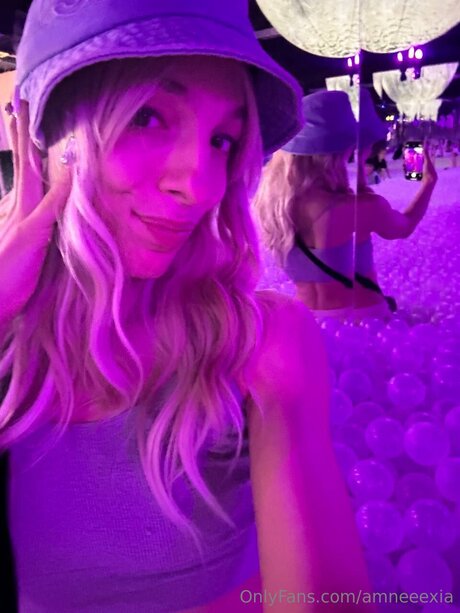 Sharonbugatti estrella porno en alta definición imagen