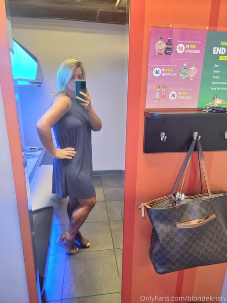 Blondekristy estrella porno perfecta imagen