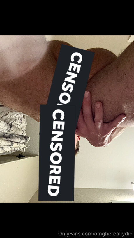 Omghereallydid star naked pic