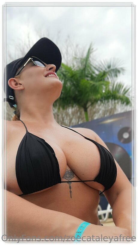 Zoecataleyafree nude model image