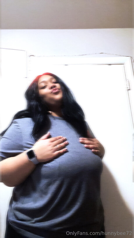 Hunnybee72 desnudos de modelos foto