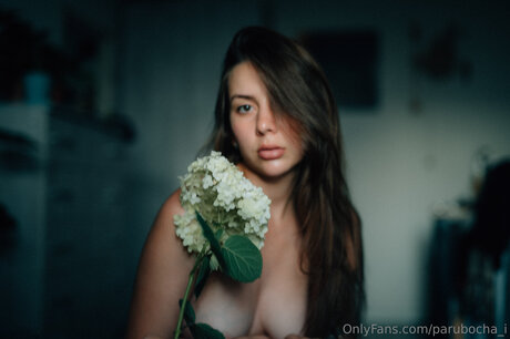 Parubocha I model adult picture