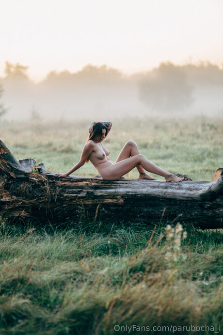 Parubocha I étoile érotique galeries