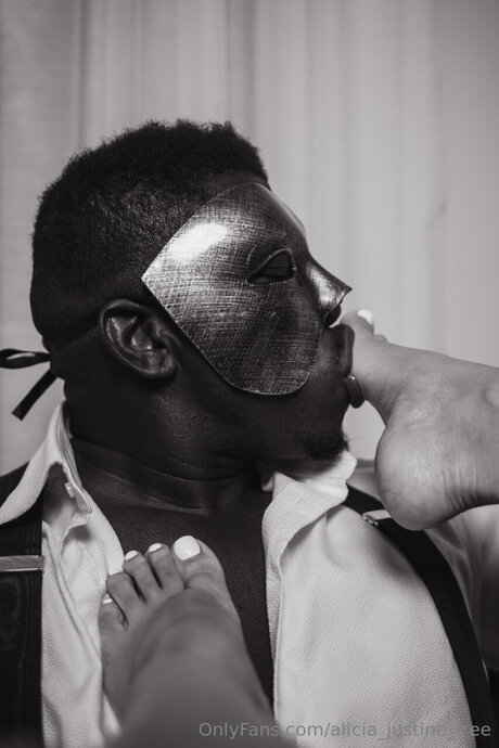 Alicia Justine Free nus étoiles images