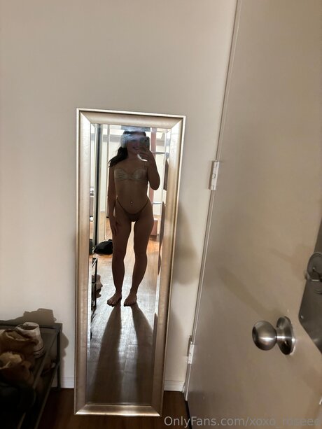 Xoxo Roseee star du porno nue photo