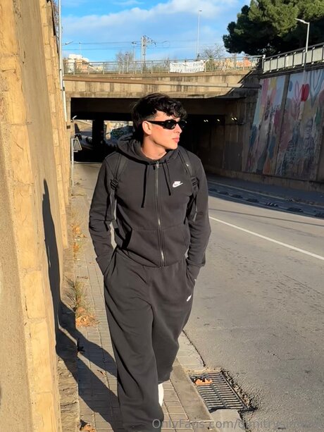 Dimitrysimonit estrella atractiva foto