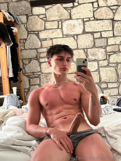 Lukertwink sexe star galerie