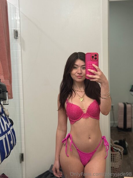 Zoeyjade98 modelo porno fotos