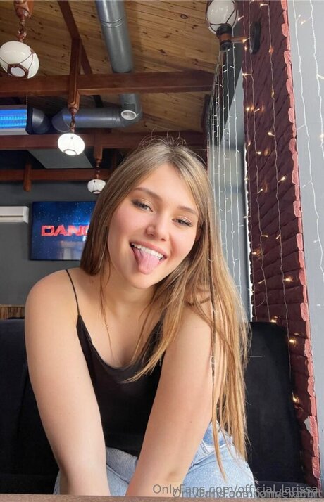 Official Larissa mejor modelo fotos