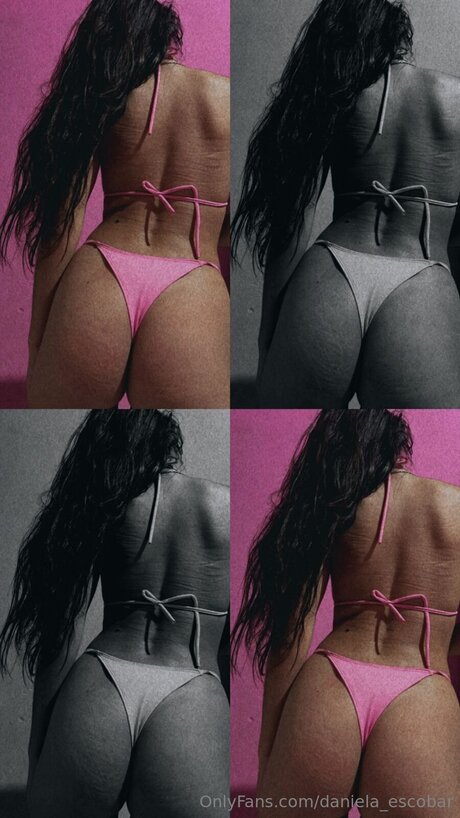 Daniela Escobar hot model img