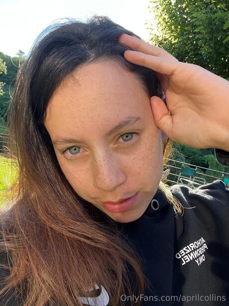 Aprilcollins Miniatura