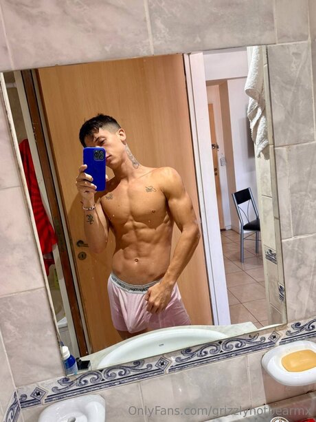 Grizzlyhotbearmx modelo desnudo archivo