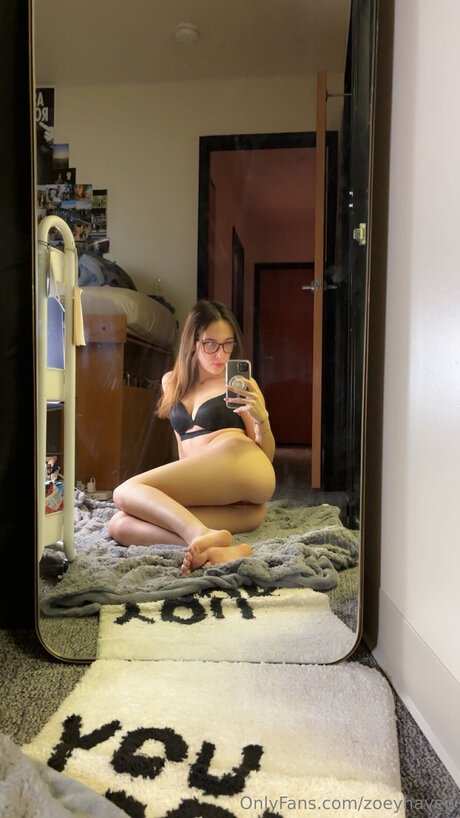 Zoeyhaven nude actress photos