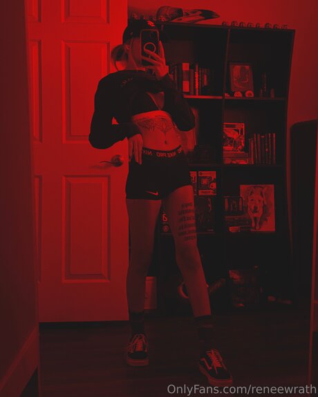Reneewrath model porn pics