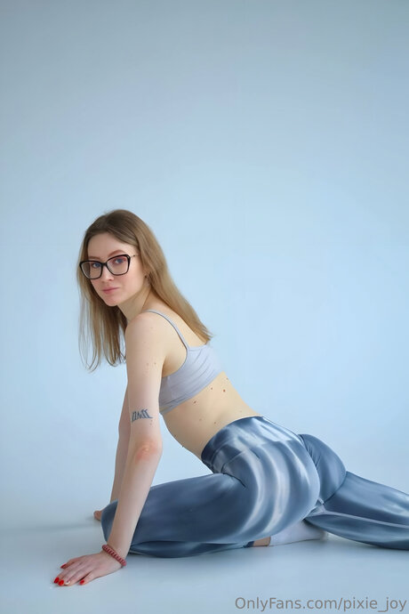 Pixie Joy adult model archive