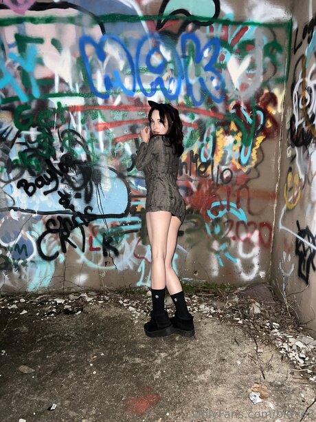 Bl0ve3 estrella porno exclusiva imagen