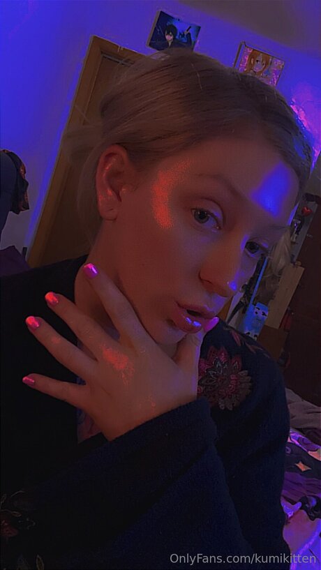 Kumikitten arte modelo archivo