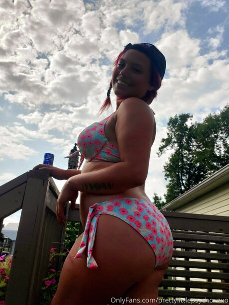 Prettylittlepsychoxoxo xxx estrella porno foto