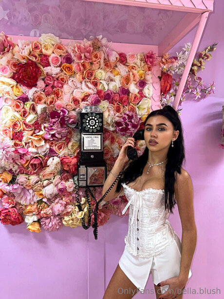 Bellabllush star du porno sympa galeries