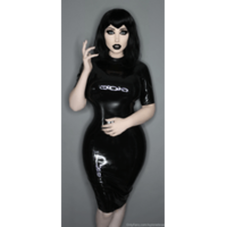 Ivy Tenebrae naked pornstar picture