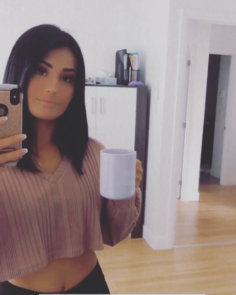 vue à trois OnlyFans pornographique érotique image