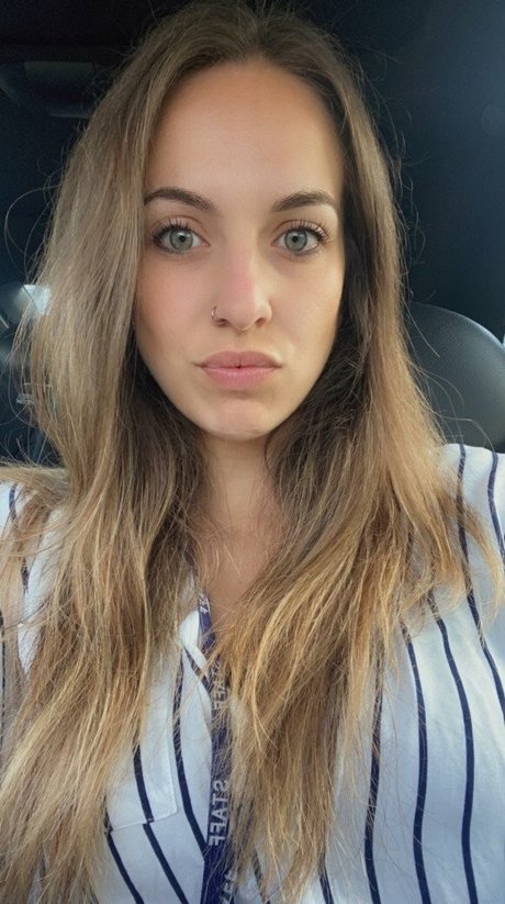 Onlyfans de lencería exclusivo agradable foto