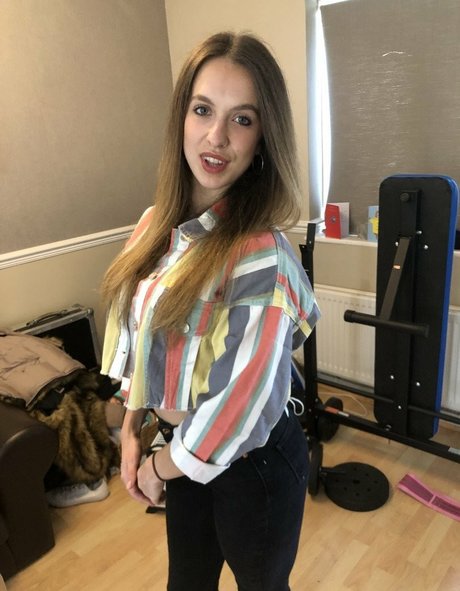 blonde pulpeuse onlyfans meilleur xxx des photos