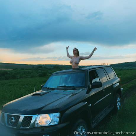 belle pecheresse modèle adulte images