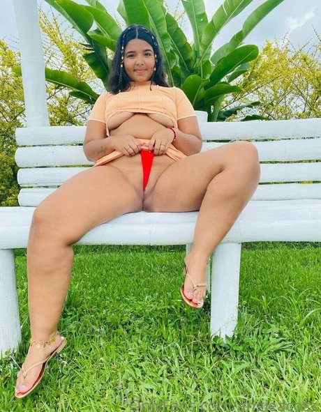Angie Acosta estrella porno exclusiva imagen