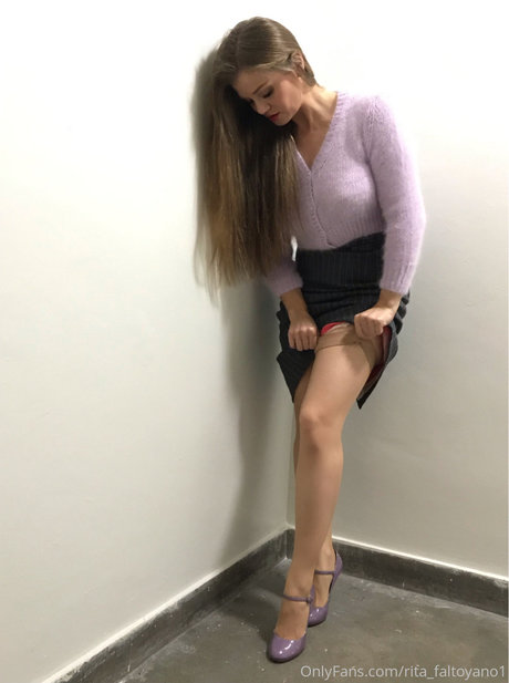 seins sucés onlyfans assez nue archive