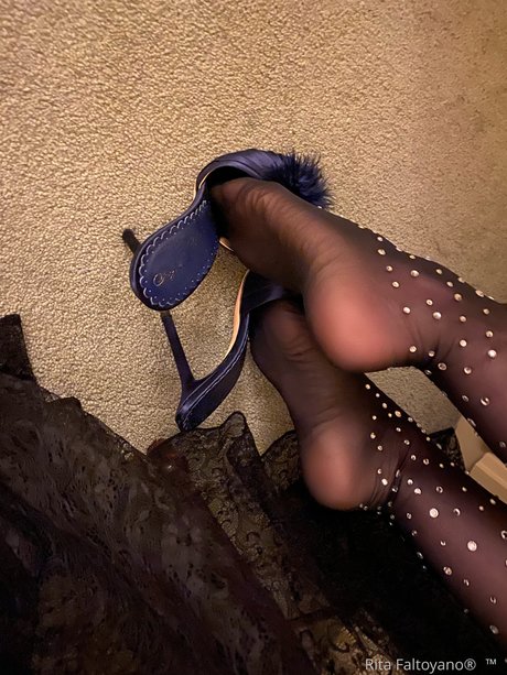 Rita Faltoyano estrella porno hd imágenes