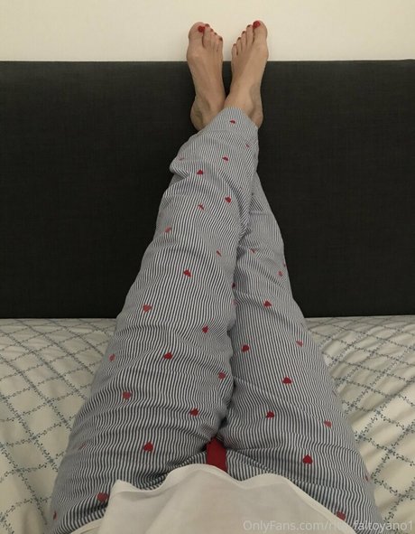 Rita Faltoyano star du porno gratuit image